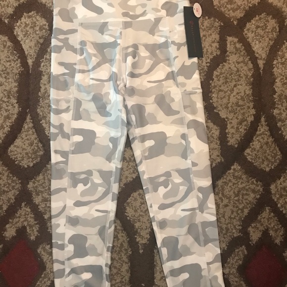 Bally Total Fitness Pants - Bally Total Fitness Yoga pants NWT camouflage Sz S